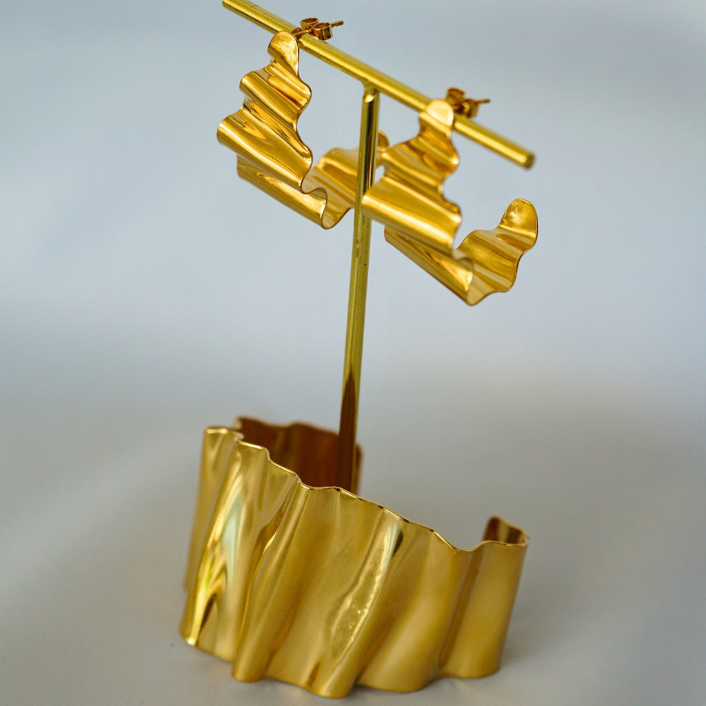 Créoles Maluja en vermeil par Atelier Moja Bijoux, fait main, bijou éco-responsable, alliant tradition et élégance